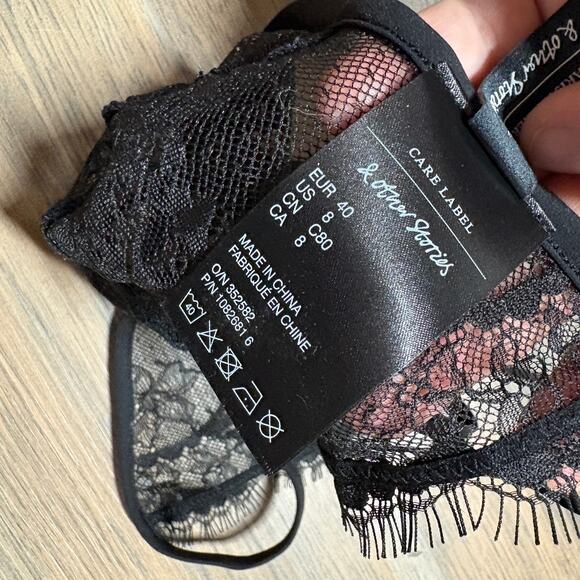 & Other Stories Size 8 Fancy Lace Soft Triangle Bra Black Sheer Adjustable - Picture 7 of 8